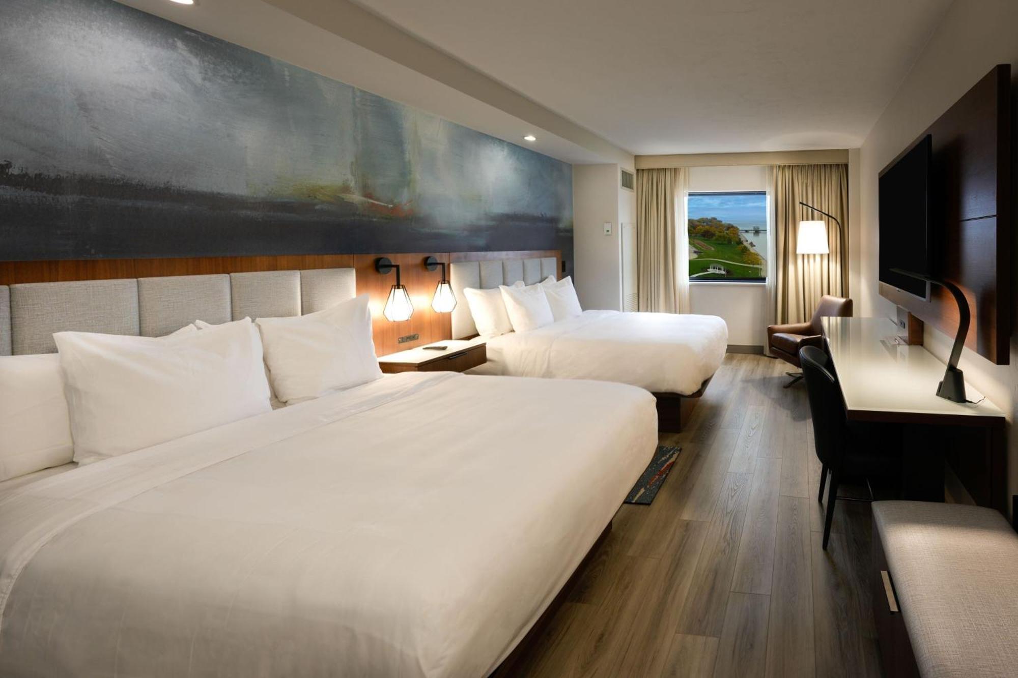 Oshkosh Marriott Waterfront Hotel & Convention Center Buitenkant foto