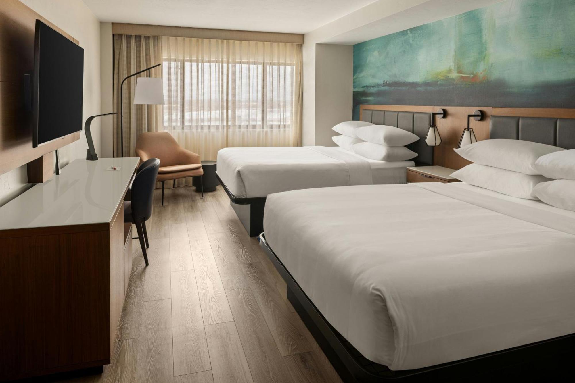Oshkosh Marriott Waterfront Hotel & Convention Center Buitenkant foto